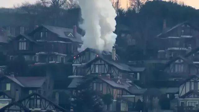 Məşhur aktrisanın villasında DƏHŞƏTLİ YANĞIN: Təcili xəstəxanaya aparıldı - FOTO/VİDEO - foto 3