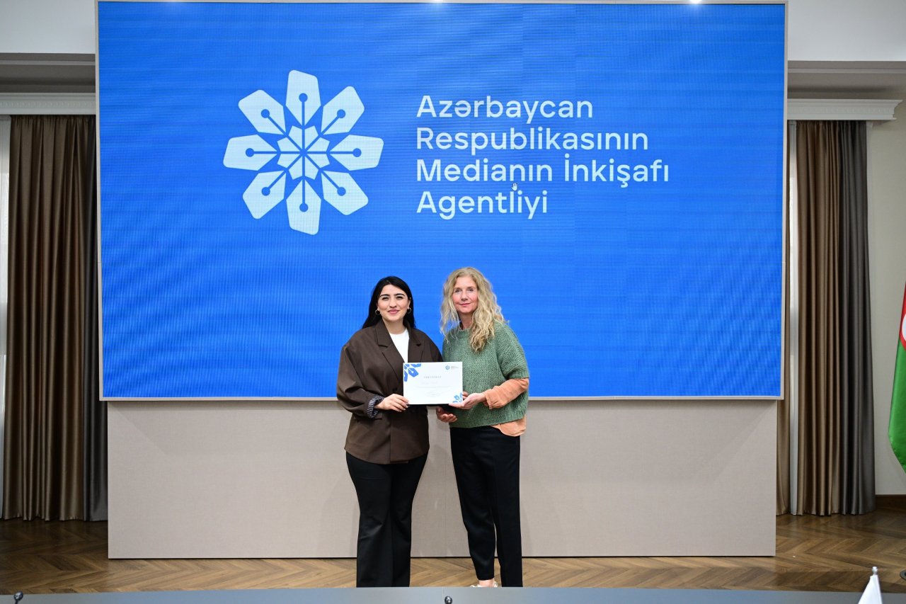 MEDİA multimedia məzmunlarının hazırlanması mövzusunda vörkşop keçirdi - FOTO - foto 11