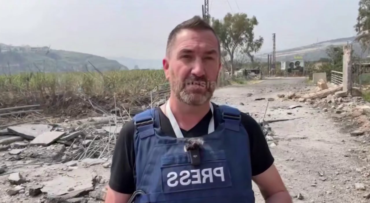 Jurnalistlər canlı yayımda İsrailin raket hücumunun hədəfinə çevrildi – ANBAAN VİDEO Jurnalistlər canlı yayımda İsrailin raket hücumunun hədəfinə çevrildi – ANBAAN VİDEO