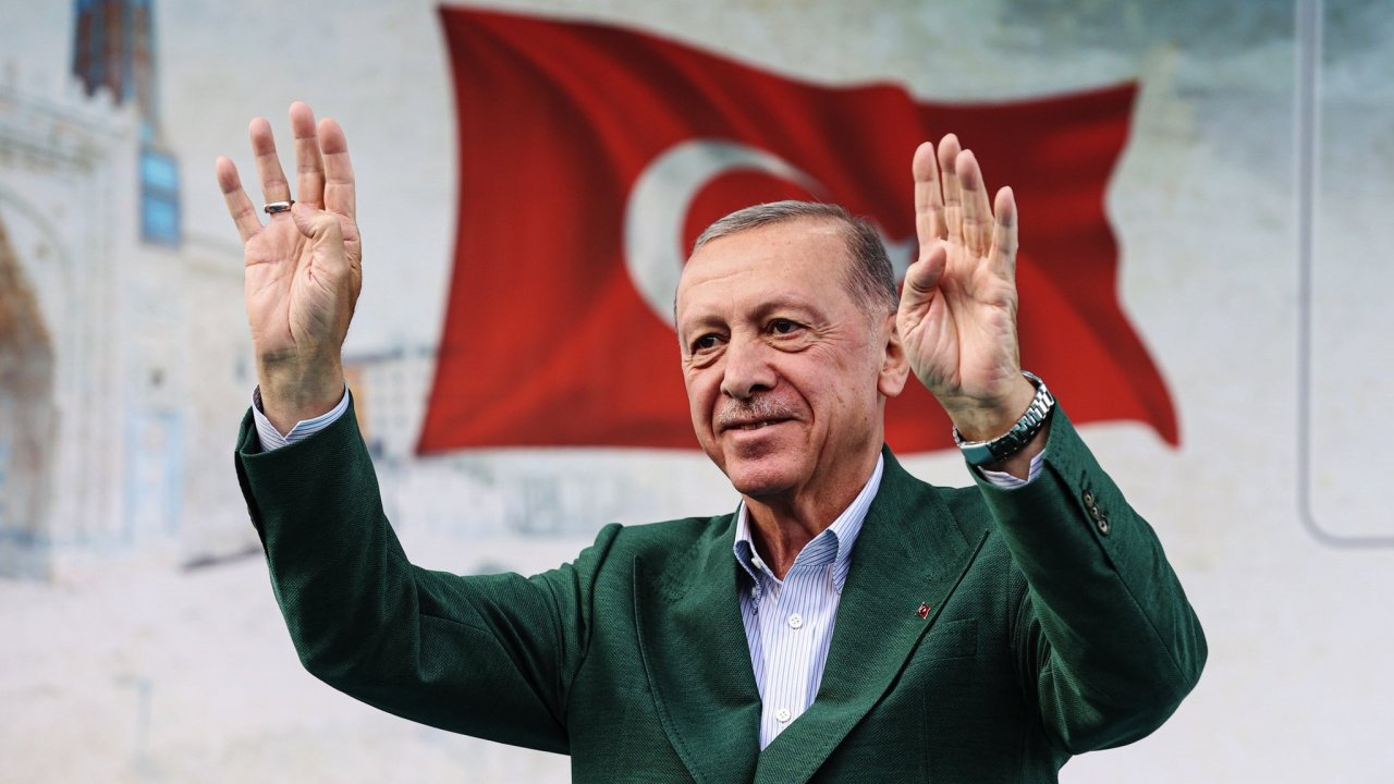 Ərdoğan Türkiyə millisini belə təbrik etdi: "Alnınızdan öpürəm" - FOTO