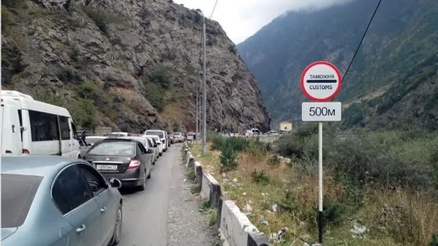 Ermənistanın Rusiyaya yeganə yolu BAĞLANDI