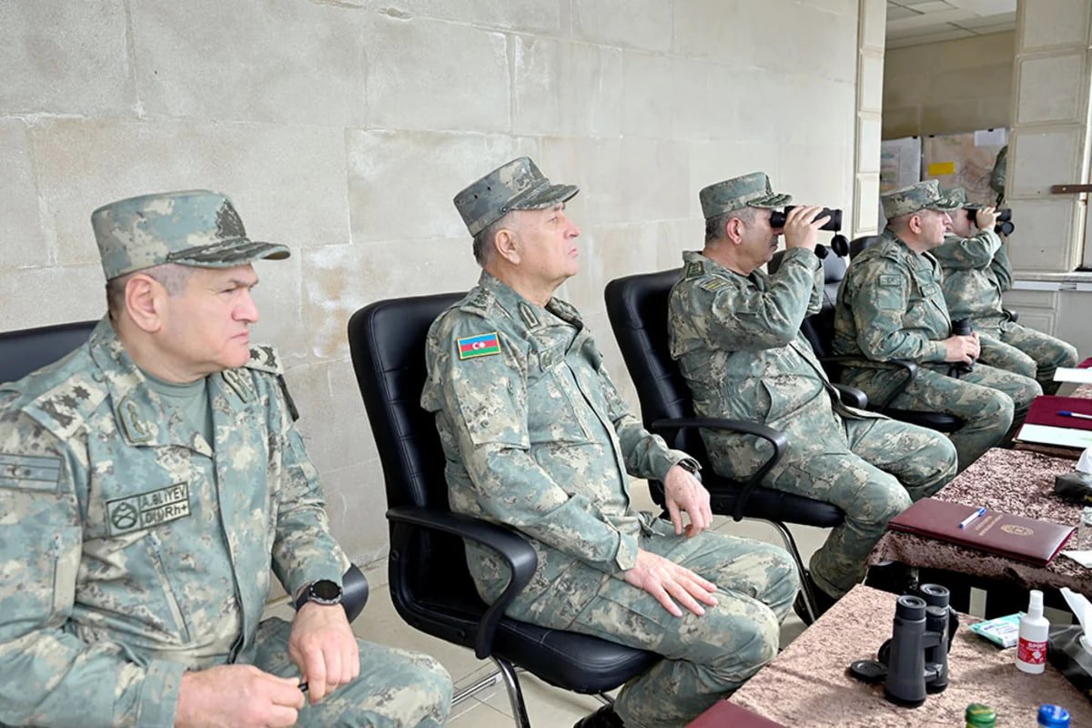 Müdafiə Nazirliyinin rəhbərliyi təlimlərdə - FOTO