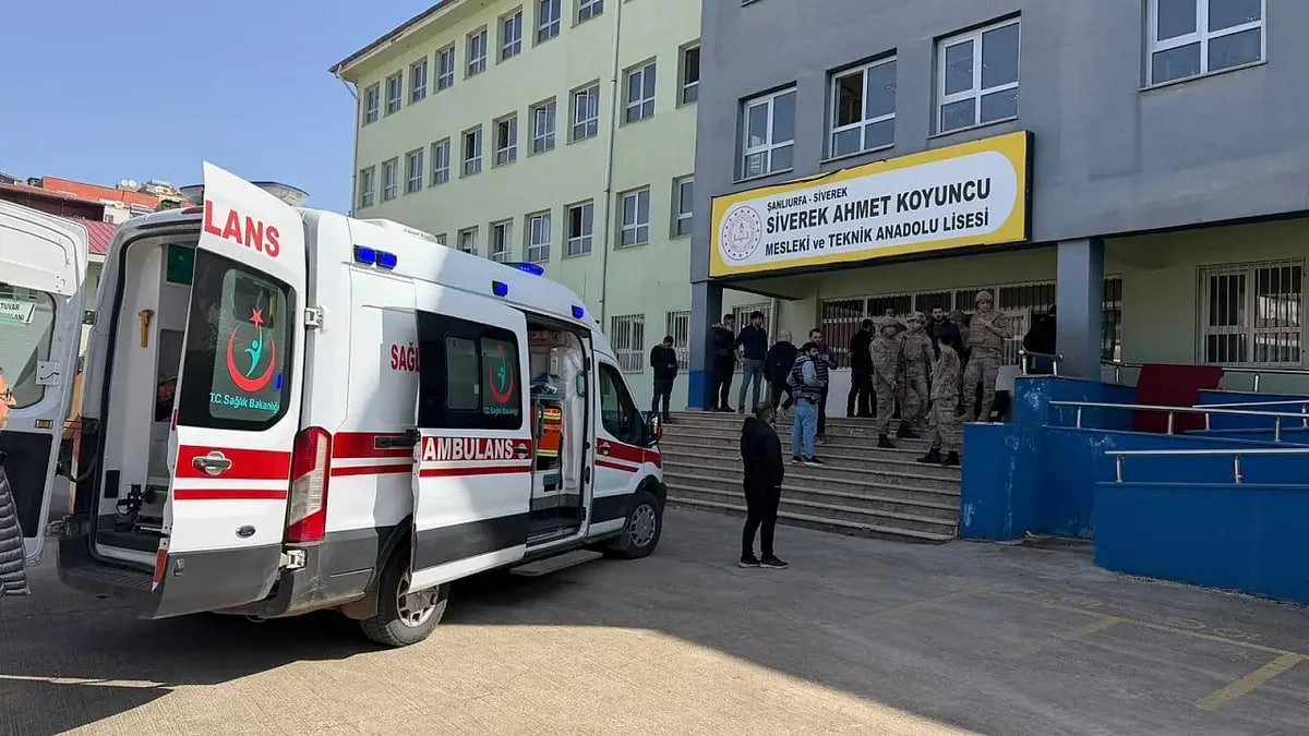 Türkiyədə məktəbə hücum edən şagirdin ANASI DA SAXLANILDI Türkiyədə məktəbə hücum edən şagirdin ANASI DA SAXLANILDI