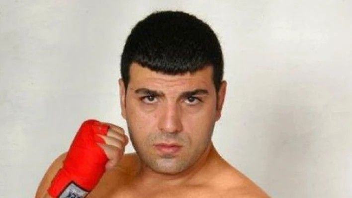 Milli komandanın keçmiş üzvü intihar etdi Milli komandanın keçmiş üzvü intihar etdi