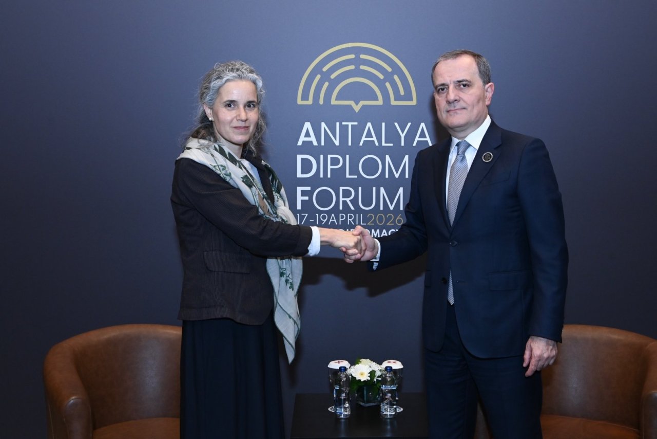 Azərbaycanla Ermənistan arasında sülh prosesini müzakirə etdilər – FOTO - foto 1