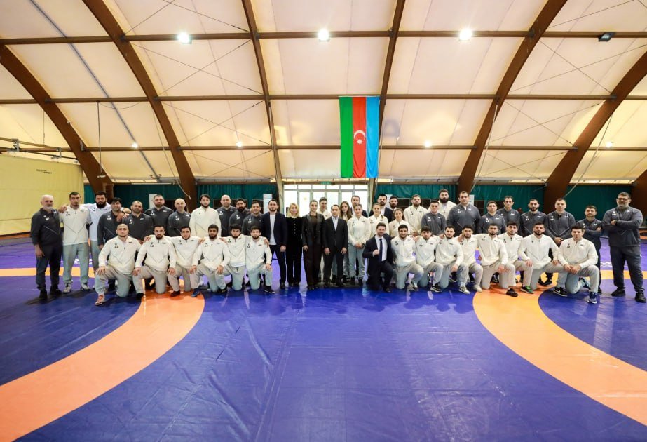 Güləşçilərimiz Avropa çempionatında mübarizəyə başlayır