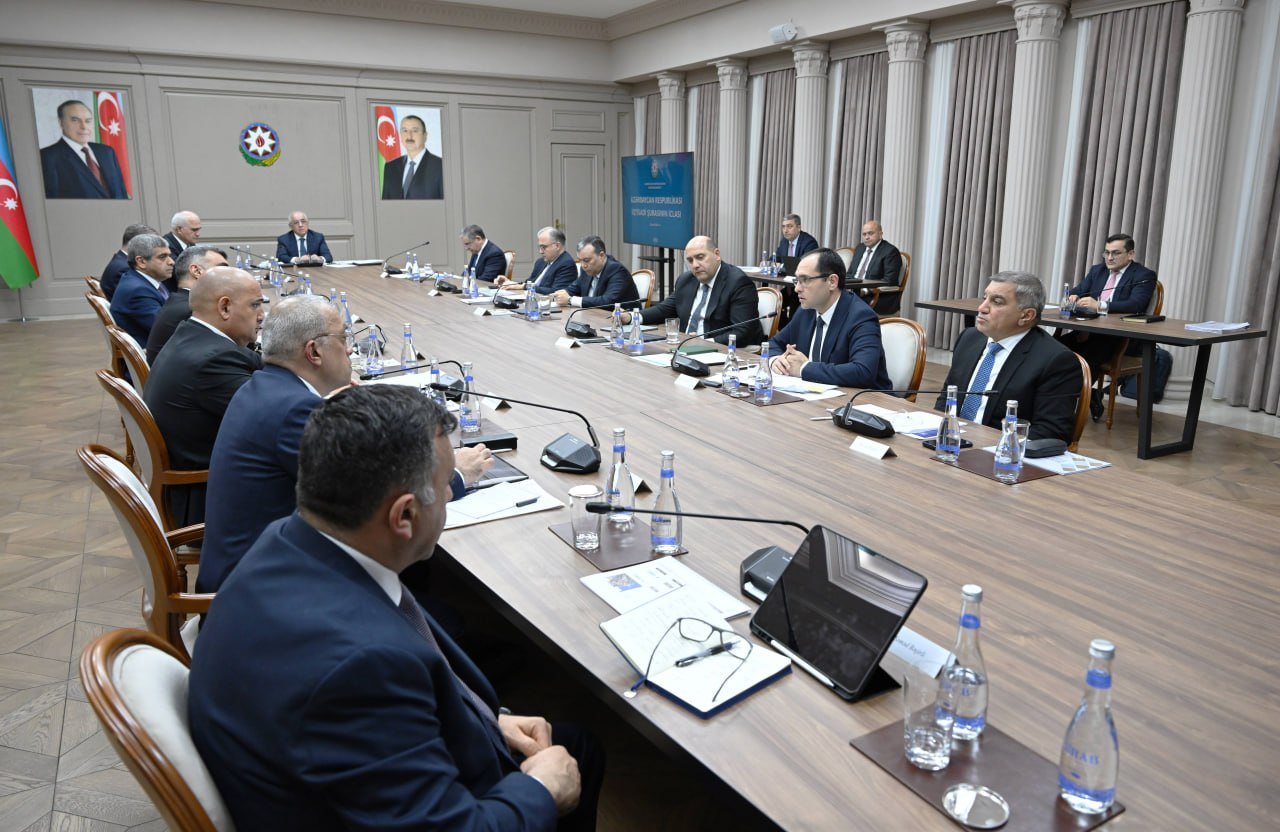 Əli Əsədovun sədrliyi ilə İqtisadi Şuranın iclası KEÇİRİLDİ - FOTO - foto 3