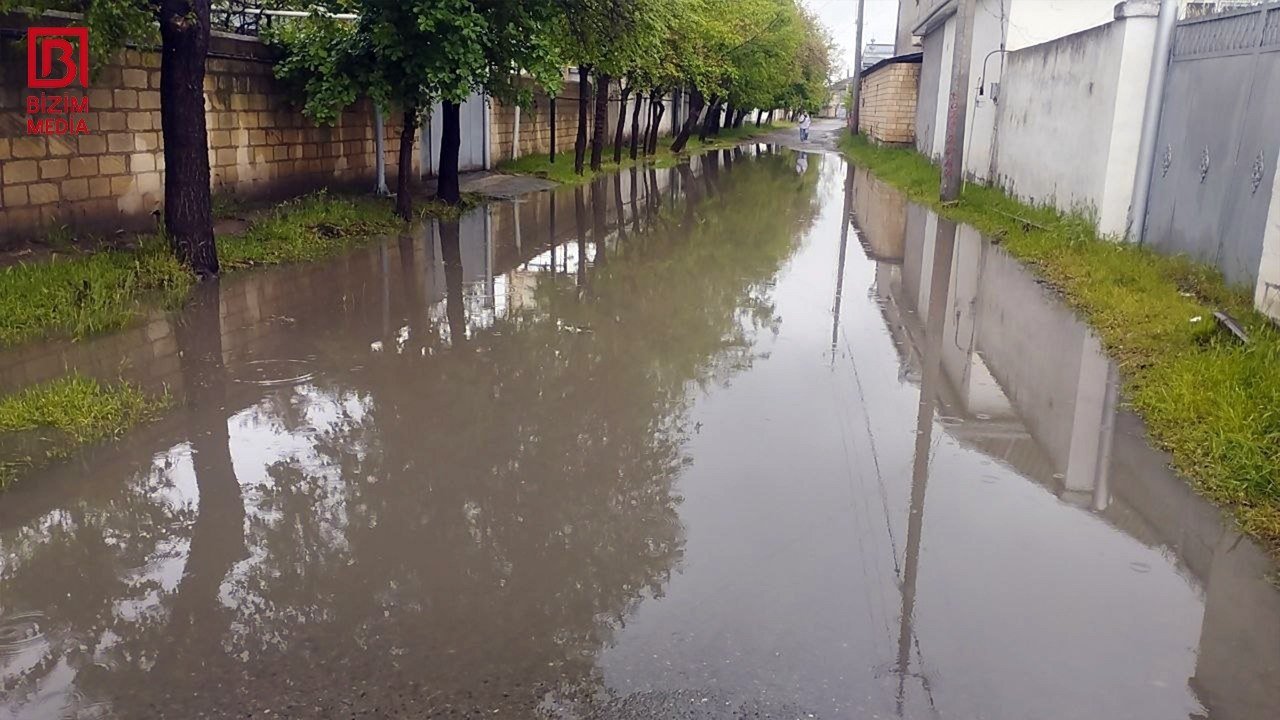 Kürdəmirdə küçələri su basdı – FOTO/VİDEO - foto 2