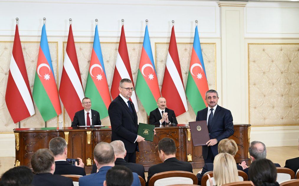 Azərbaycan və Latviya arasında sənədlər İMZALANDI - FOTO/VİDEO - foto 8