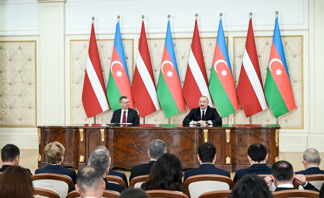 İlham Əliyev və Edqars Rinkeviçs mətbuata bəyanatlarla çıxış ediblər - FOTO/VİDEO