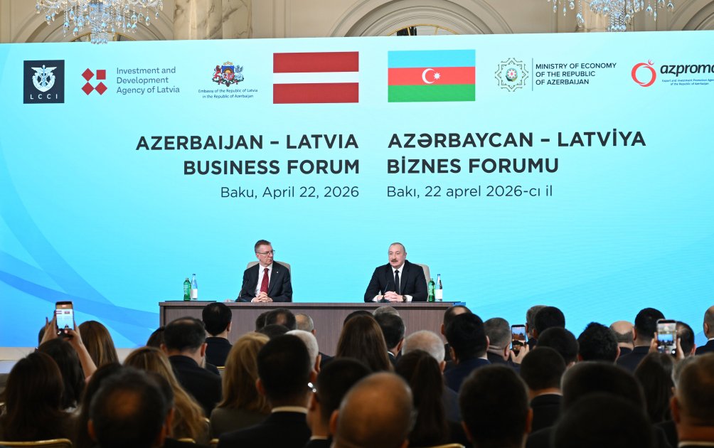 Prezidentlər Azərbaycan-Latviya biznes-forumunda &ndash; FOTO