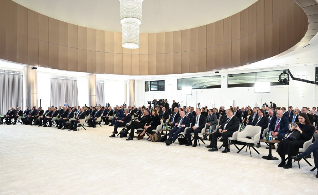 Qəbələdə Azərbaycan-Çexiya biznes-forumu keçirildi - FOTO - foto 14