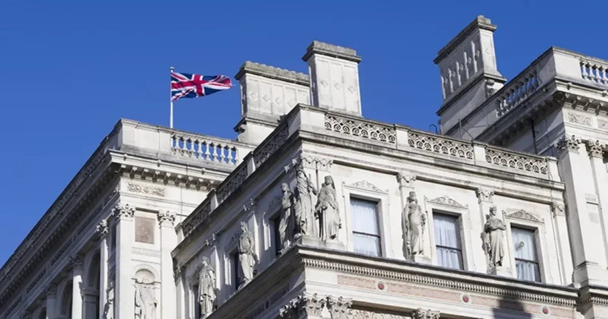 İran səfiri Böyük Britaniya XİN-ə çağırılıb - Paylaşımına görə... İran səfiri Böyük Britaniya XİN-ə çağırılıb - Paylaşımına görə...