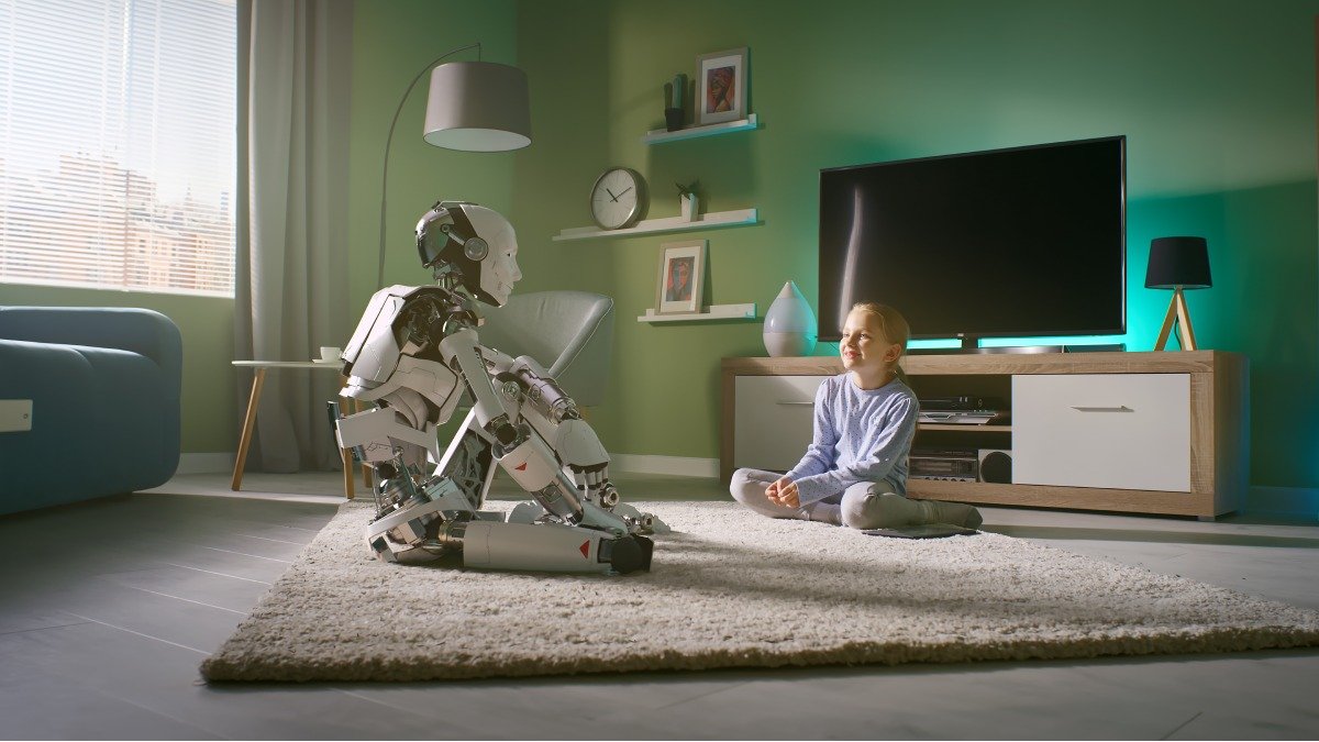 Uşaqlara baxır, ev işlərini görür... - Ağıllı robot-dayə yaradıldı &ndash; VİDEO