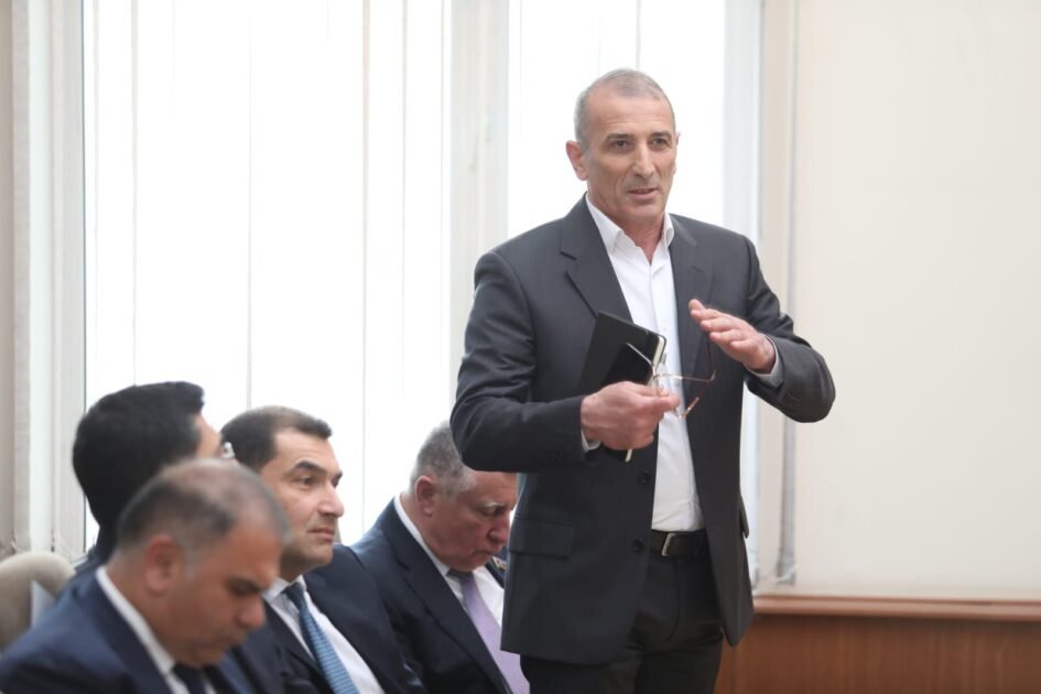 Azərbaycanda tikinti sahəsində icazə prosedurları müzakirə olunub- FOTOLAR - foto 2