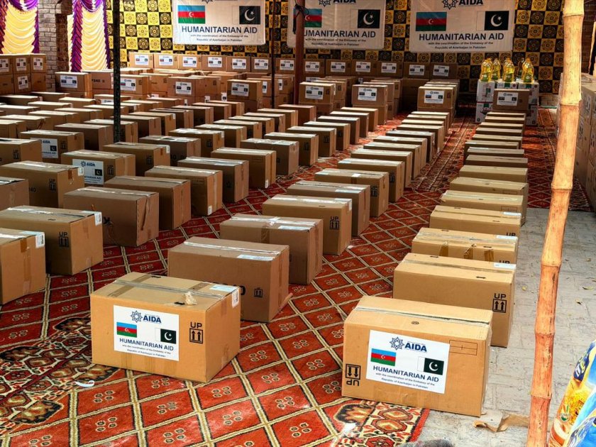 Azərbaycan Pakistana humanitar yardım göndərdi – FOTO - foto 1