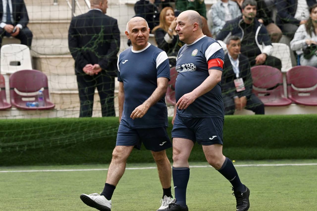 Nazirlər və deputatların futbol matçından yadda qalanlar – FOTO - foto 6