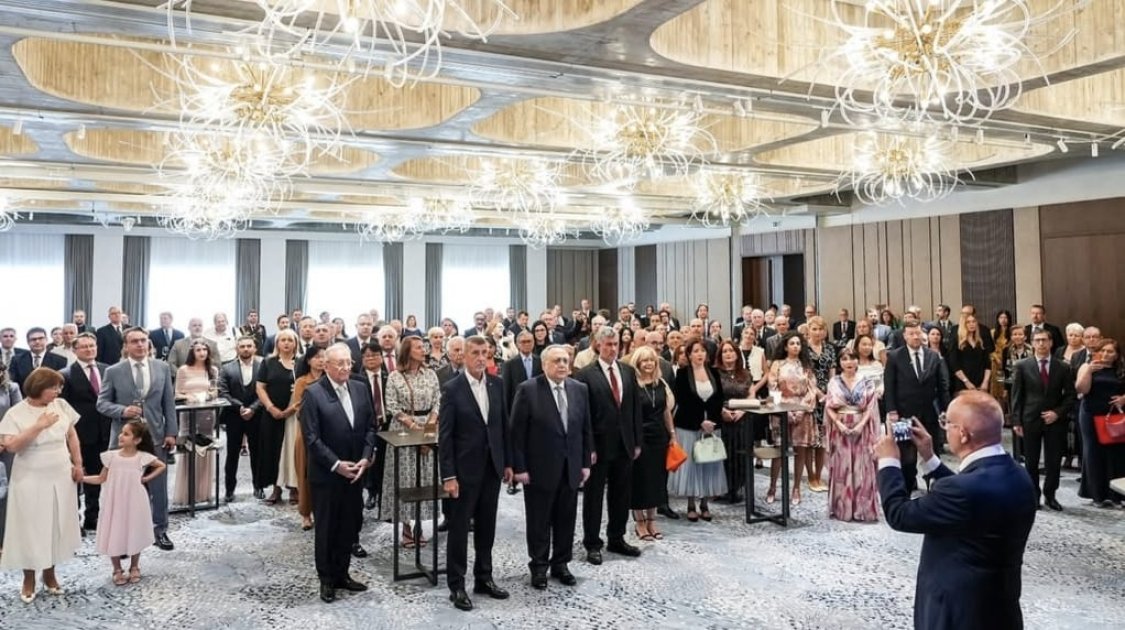 Andrey Babiş: “Azərbaycanın inkişaf tempi və gələcəyə inamı məni heyran edib” - FOTO - foto 2