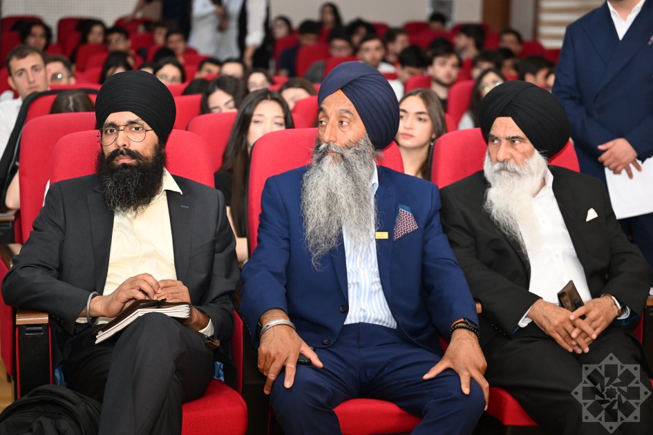 Bakıda Amritsar hadisələrinə həsr olunan beynəlxalq konfrans keçirilir – FOTO - foto 4