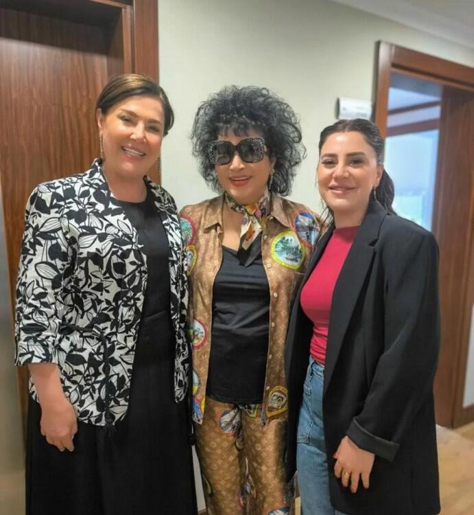 Zeynəb Xanlarova uzun aradan sonra görüntüləndi - FOTO - foto 1
