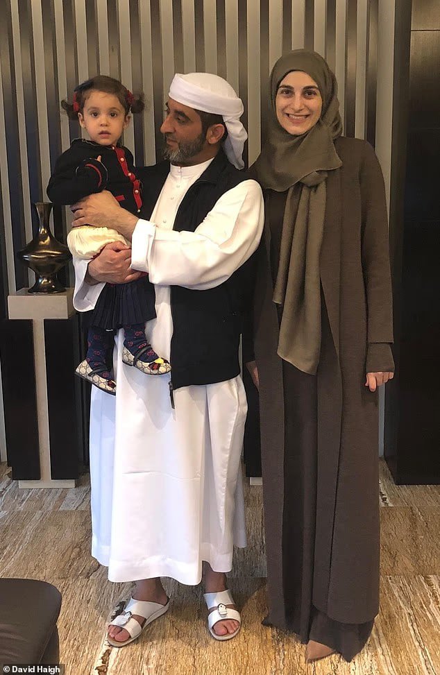 Dubay şahzadəsinin azərbaycanlı keçmiş həyat yoldaşı və üç qızı qaçırıldı - FOTO - foto 3