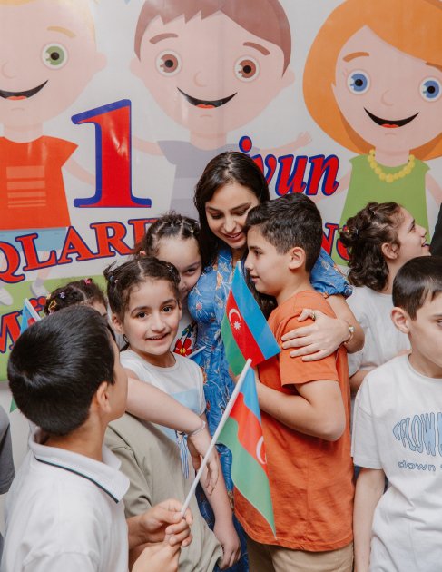 Leyla Əliyeva və Arzu Əliyeva internat tipli ümumtəhsil məktəbində - FOTO - foto 4