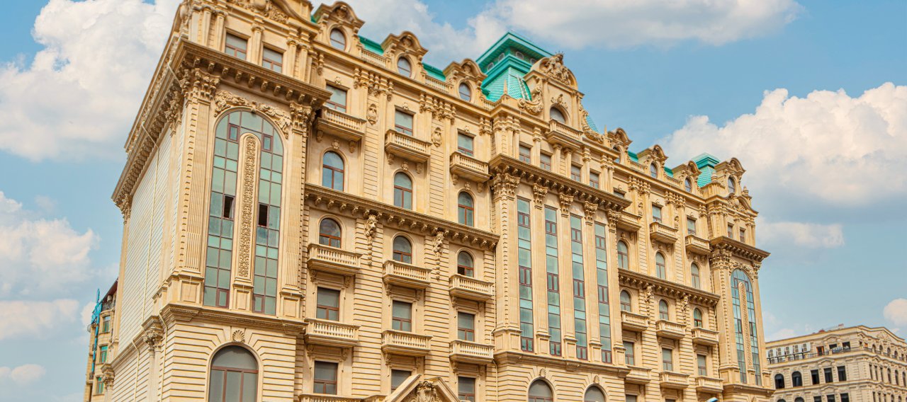 Şəhərin mərkəzində prestijli həyat tərzi təqdim edən “Royal Residence” - foto 1