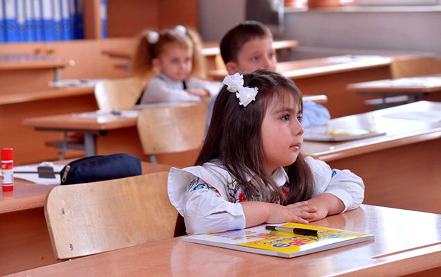 Tədrisi digər dillərdə aparılan məktəblərə qəbul dayandırılıb? – RƏSMİ AÇIQLAMA Tədrisi digər dillərdə aparılan məktəblərə qəbul dayandırılıb? – RƏSMİ AÇIQLAMA