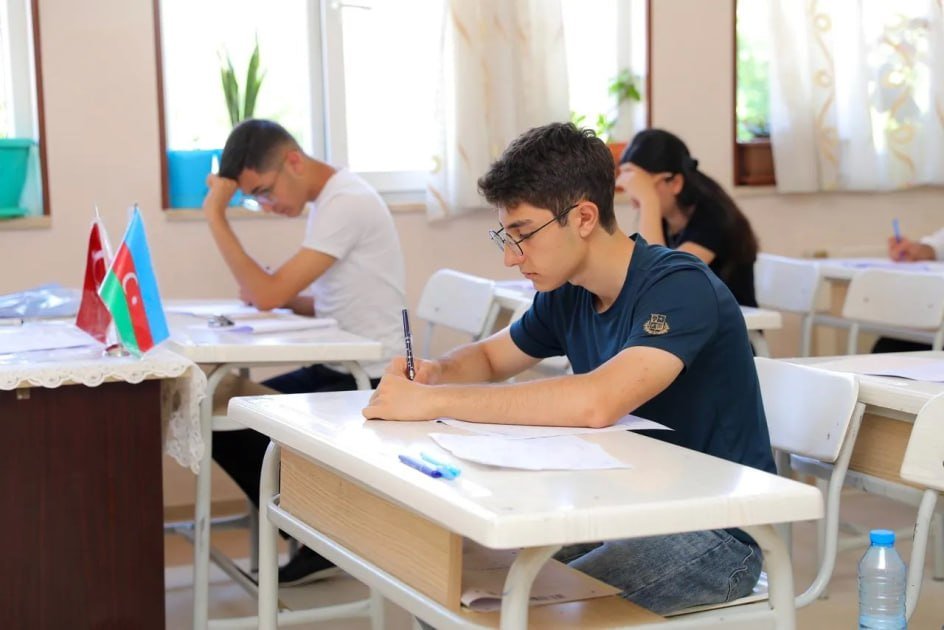 I və IV ixtisas qrupları üzrə qəbul imtahanı keçirildi - FOTO - foto 4