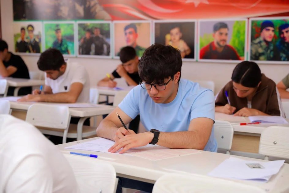 I və IV ixtisas qrupları üzrə qəbul imtahanı keçirildi - FOTO - foto 3