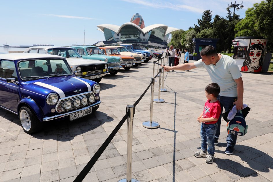 Klassik və sürət avtomobillərinin festivalından FOTO/VİDEO - foto 1