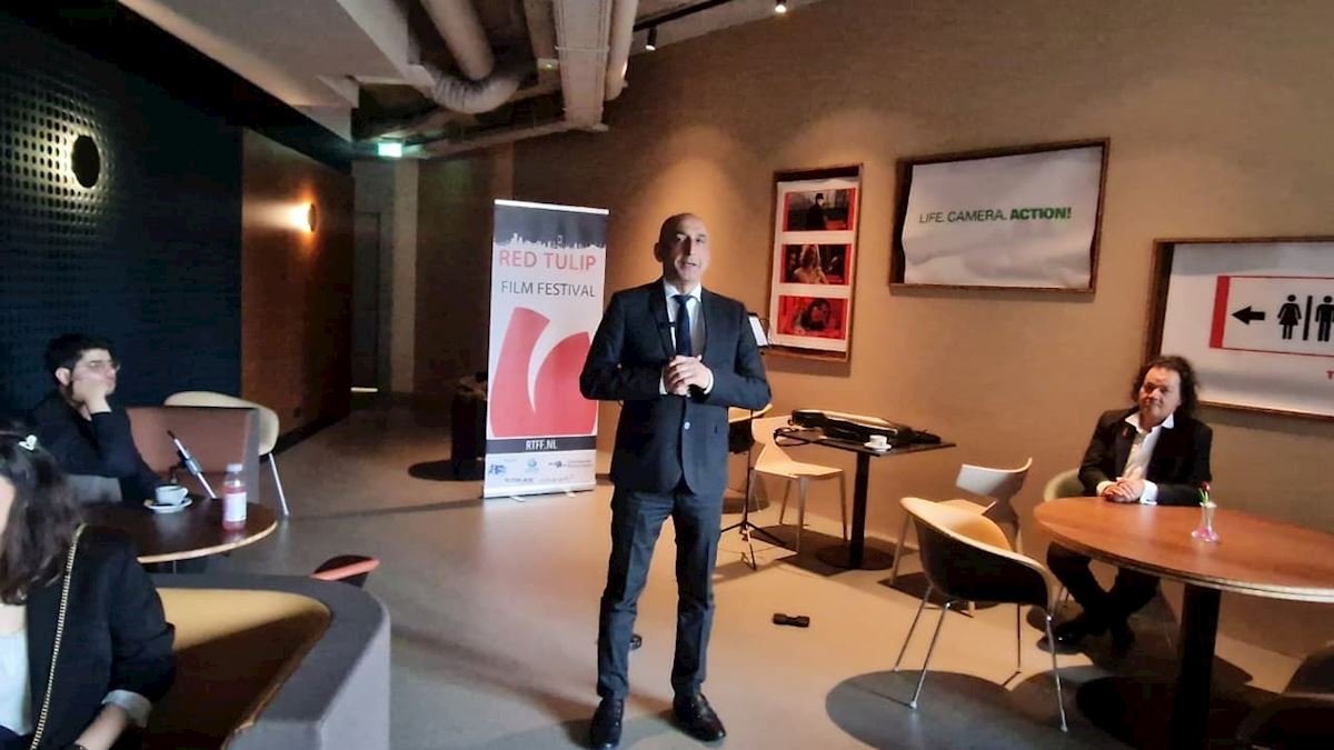 Amsterdamda “Qırmızı bağ” filmi nümayiş etdirildi — FOTO/VİDEO - foto 6