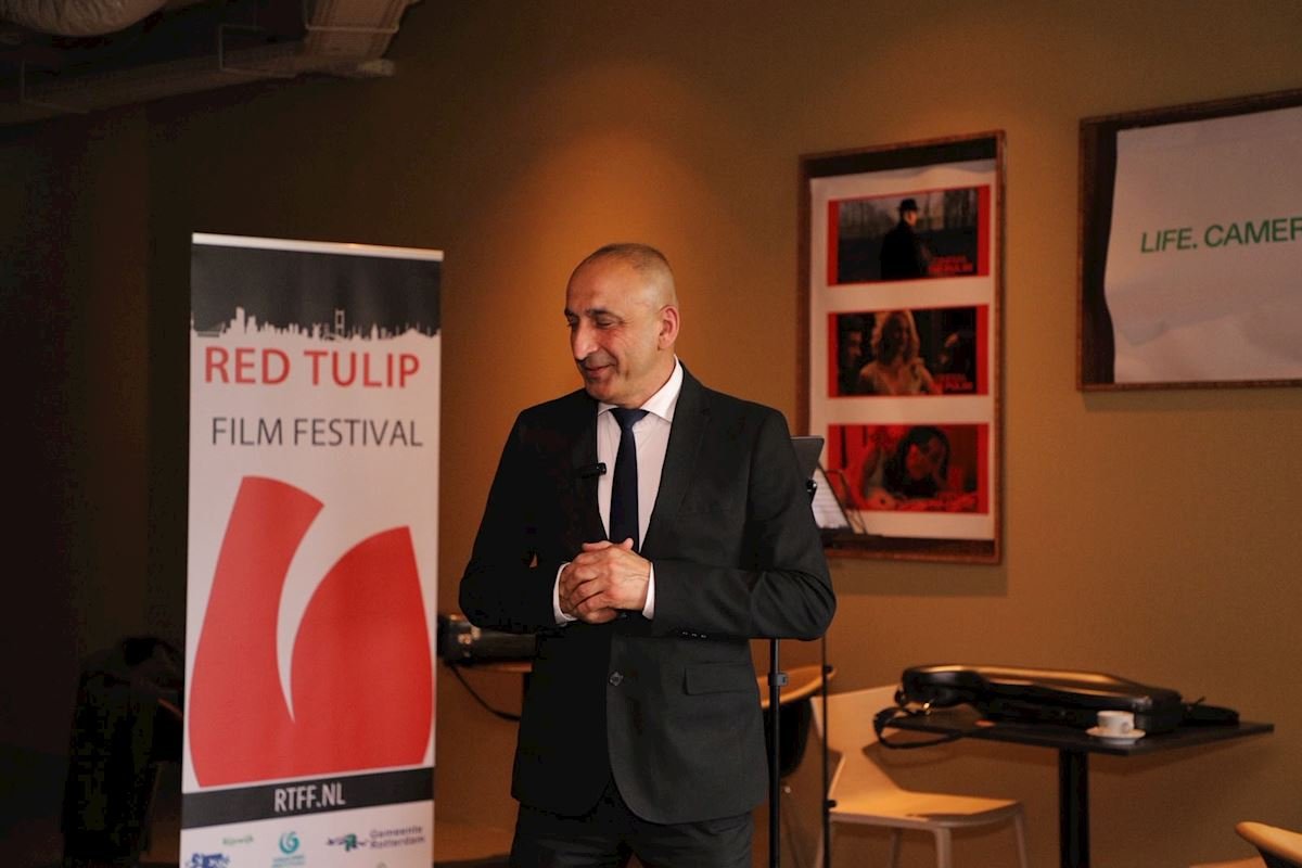 Amsterdamda “Qırmızı bağ” filmi nümayiş etdirildi — FOTO/VİDEO - foto 2