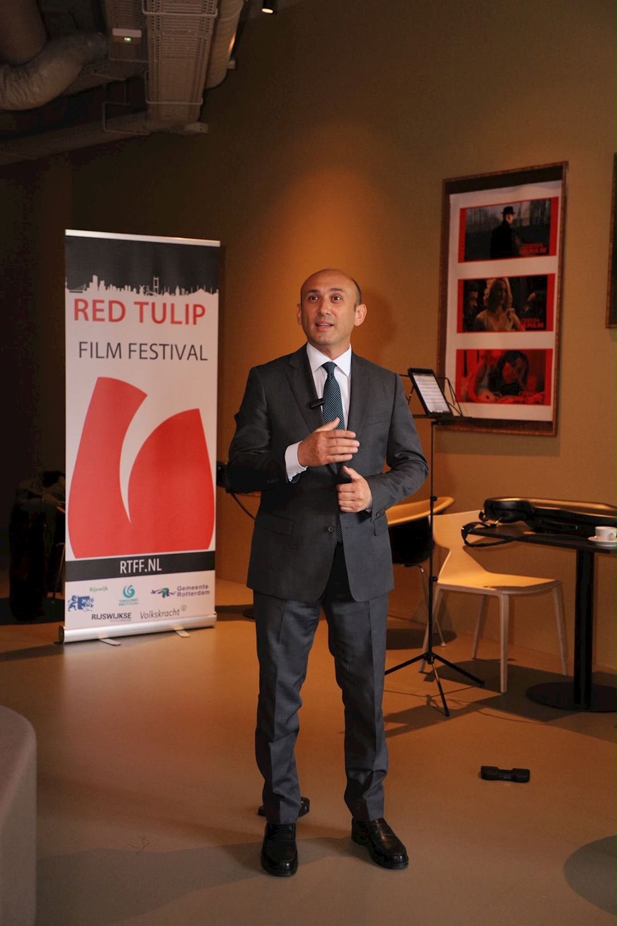 Amsterdamda “Qırmızı bağ” filmi nümayiş etdirildi — FOTO/VİDEO - foto 4