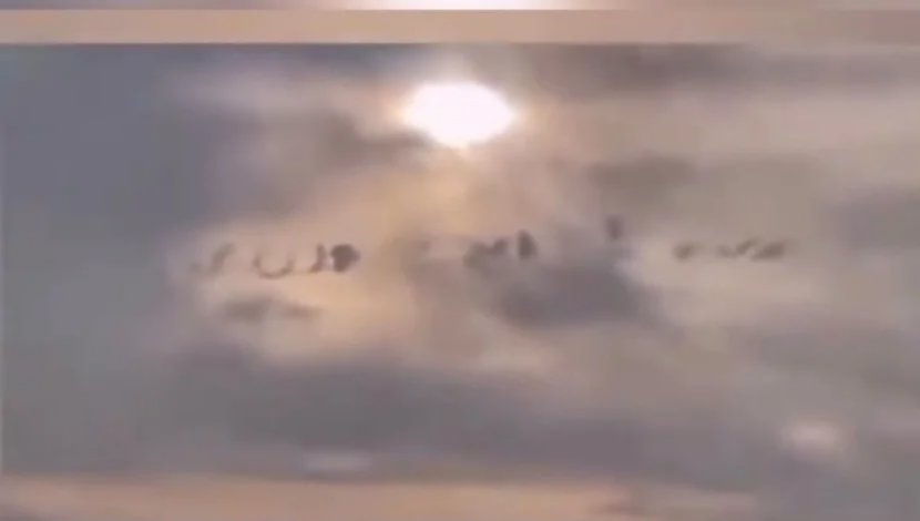 Azərbaycanda aeroport yolunda səmada qəribə GÖRÜNTÜ Azərbaycanda aeroport yolunda səmada qəribə GÖRÜNTÜ