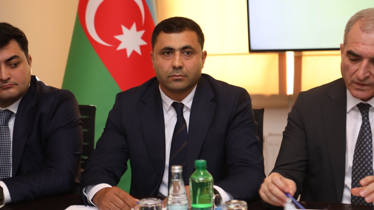 Sahil Quliyev: Xaricdən gətirilən sortların xəstəlik və zərərvericilərə qarşı davamlılığı öyrənilməlidir Sahil Quliyev: Xaricdən gətirilən sortların xəstəlik və zərərvericilərə qarşı davamlılığı öyrənilməlidir