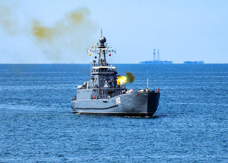 Xəzərdən möhtəşəm görüntülər: Dəniz xüsusi təyinatlıları şərti terrorçuları belə məhv etdi – FOTO/VİDEO - foto 3