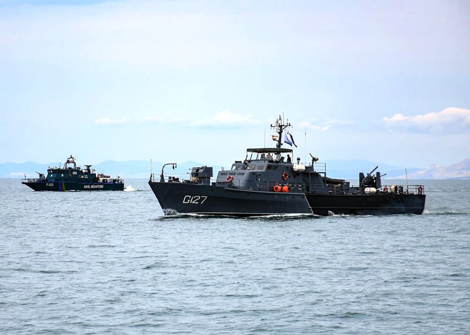 Xəzərdən möhtəşəm görüntülər: Dəniz xüsusi təyinatlıları şərti terrorçuları belə məhv etdi – FOTO/VİDEO - foto 10