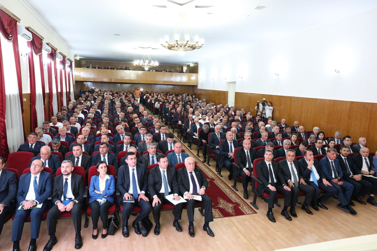 Göygöldə aqrar sahədə yeni Dövlət Proqramının müzakirəsi ilə bağlı regional müşavirə keçirildi - FOTO - foto 2