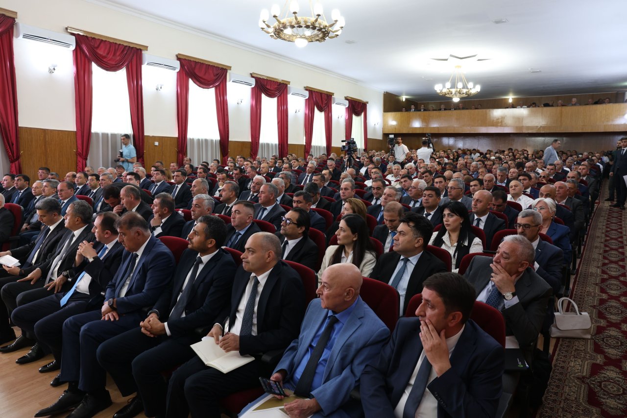 Göygöldə aqrar sahədə yeni Dövlət Proqramının müzakirəsi ilə bağlı regional müşavirə keçirildi - FOTO - foto 9