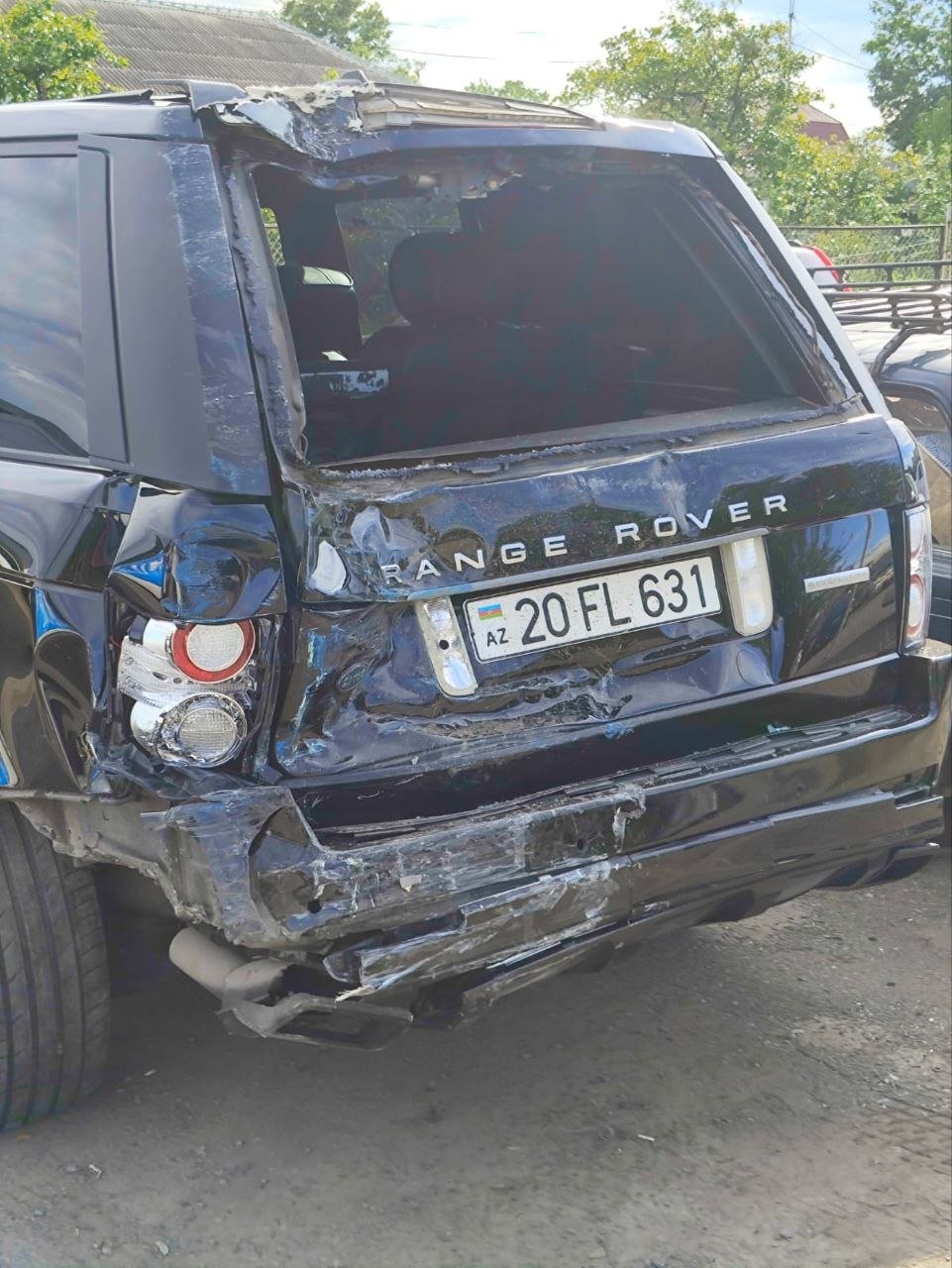 Sərnişin avtobusu “Range Rover”lə toqquşdu: yaralılar var - FOTO - foto 4