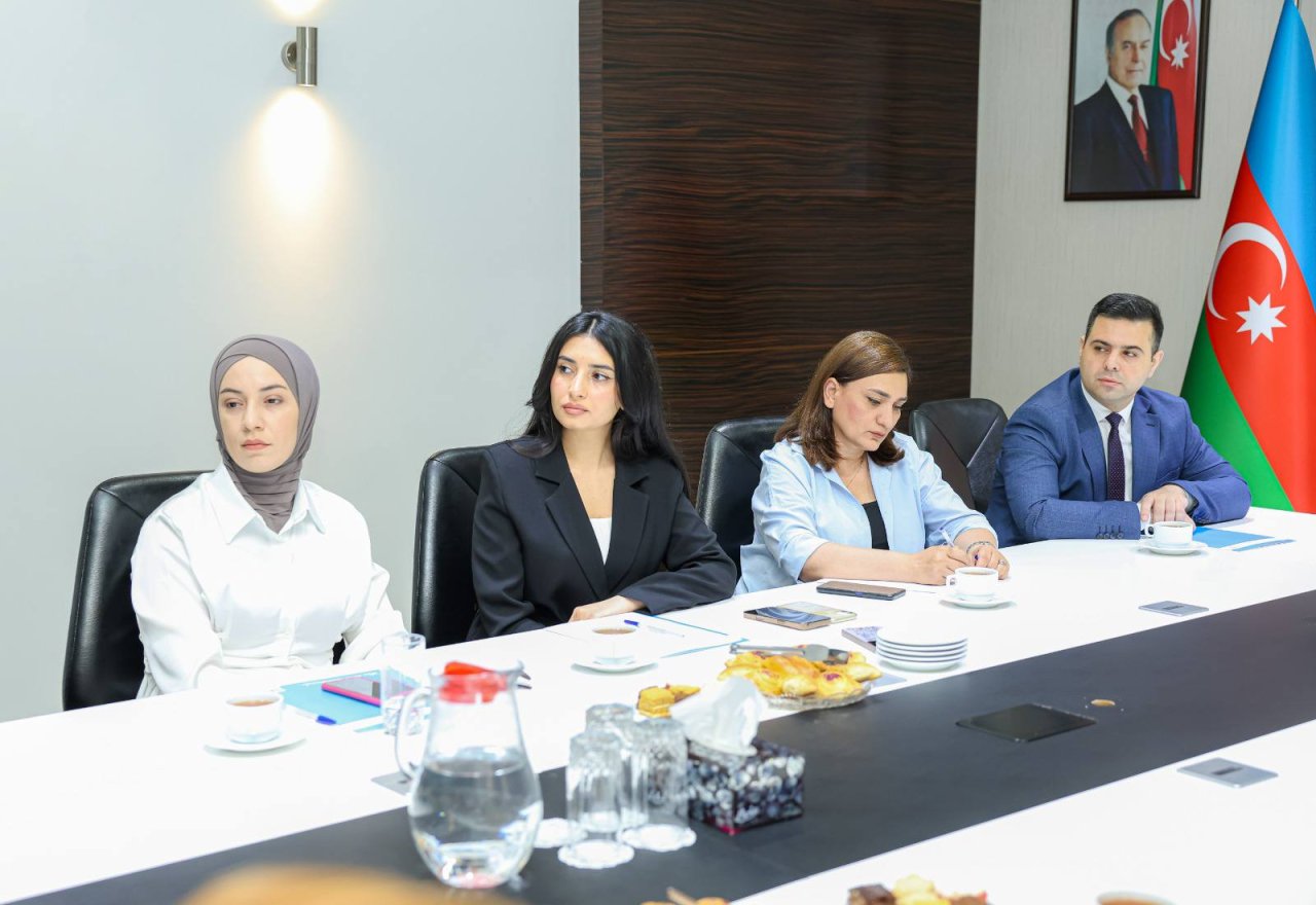 TƏBİB media ilə açıq dialoq formatında görüş keçirib – FOTO - foto 4