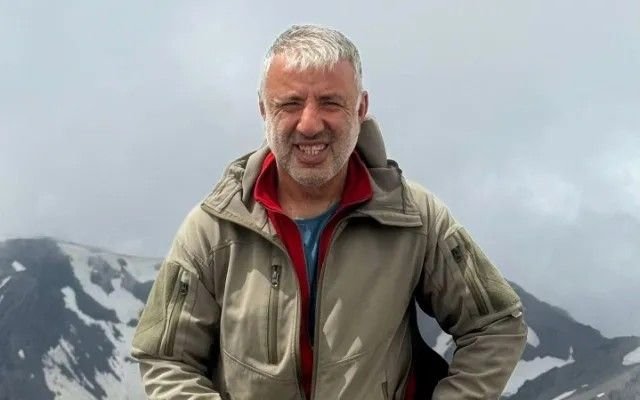 Azərbaycanın tanınmış alpinisti infarkt keçirdi - FOTO