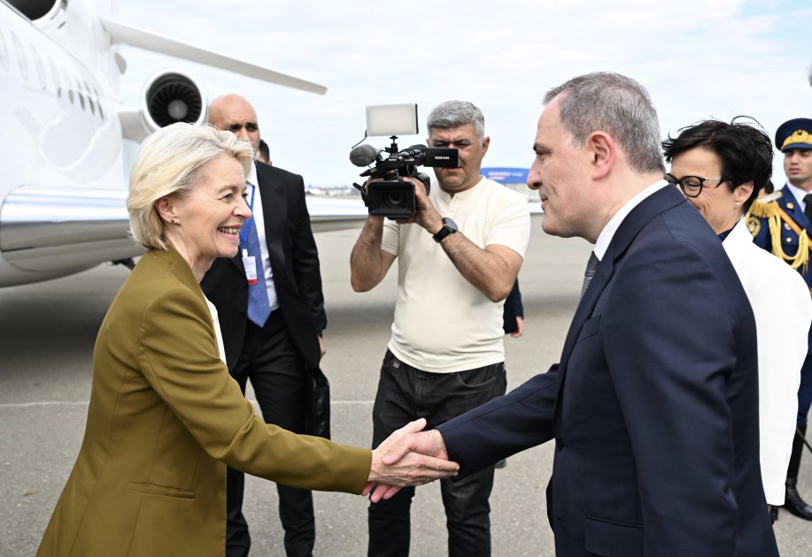 Avropa Komissiyasının Prezidenti Azərbaycana GƏLDİ - FOTO