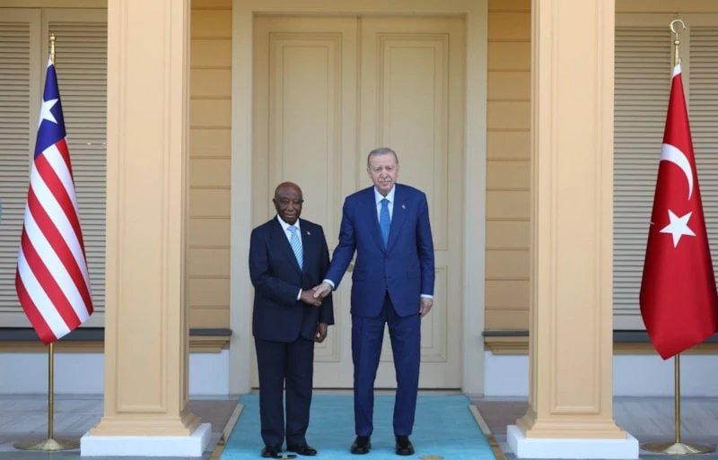 Liberiya Prezidenti Türkiyədə səfərdədir – FOTO - foto 2