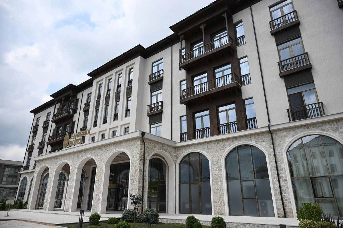 Yeni hoteldə 45 nəfərə iş veriləcək - 20-si Qarabağ sakinidir - FOTO