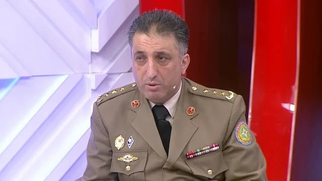 Nazir idarə rəisini təqaüdə göndərdi - FOTO - foto 1