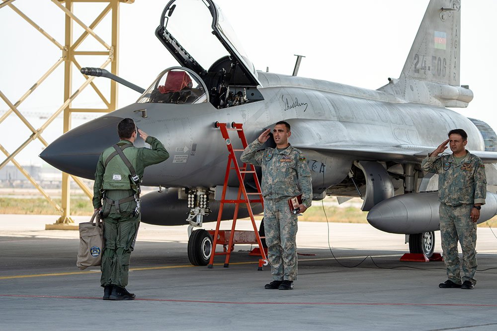 Azərbaycanın döyüş təyyarələri havaya qaldırıldı – FOTO - foto 3
