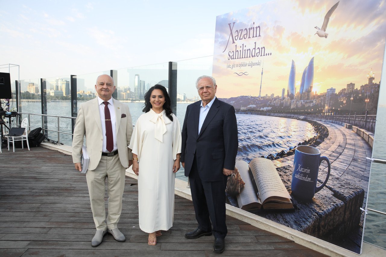 “Xəzərin sahilindən…” verilişinin eyniadlı kitabının təqdimatı keçirildi – FOTO/VİDEO - foto 23