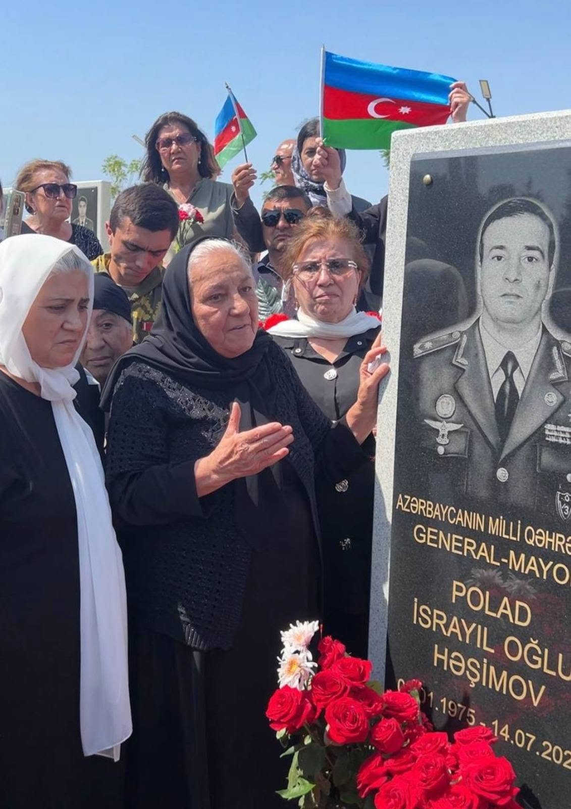 Polad Həşimovun məzar daşındakı nöqsan aradan qaldırıldı– Foto - foto 1